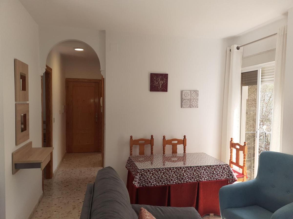 Apartamentos Pinos Genil Exterior foto